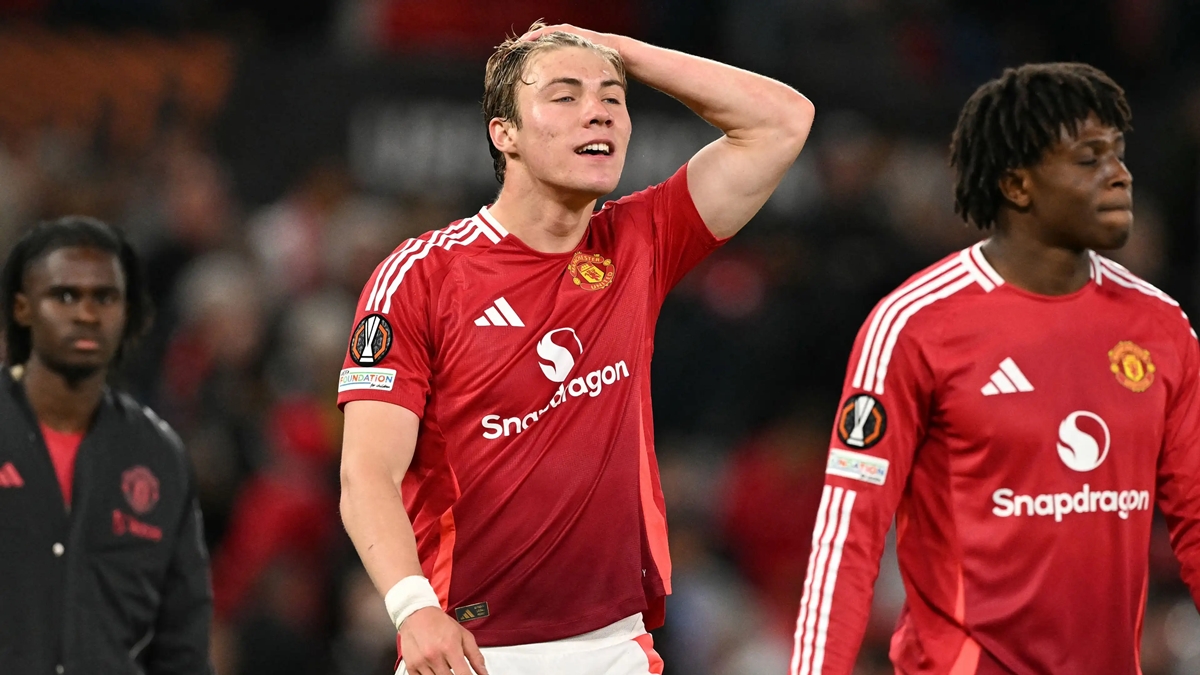 Tottenham, Van de Ven, Man United, Europa League, chung kết, không sợ