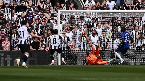 Newcastle vs Chelsea, kết quả Newcastle Chelsea, Ngoại hạng Anh hôm nay, Chelsea thua, trực tiếp bóng đá