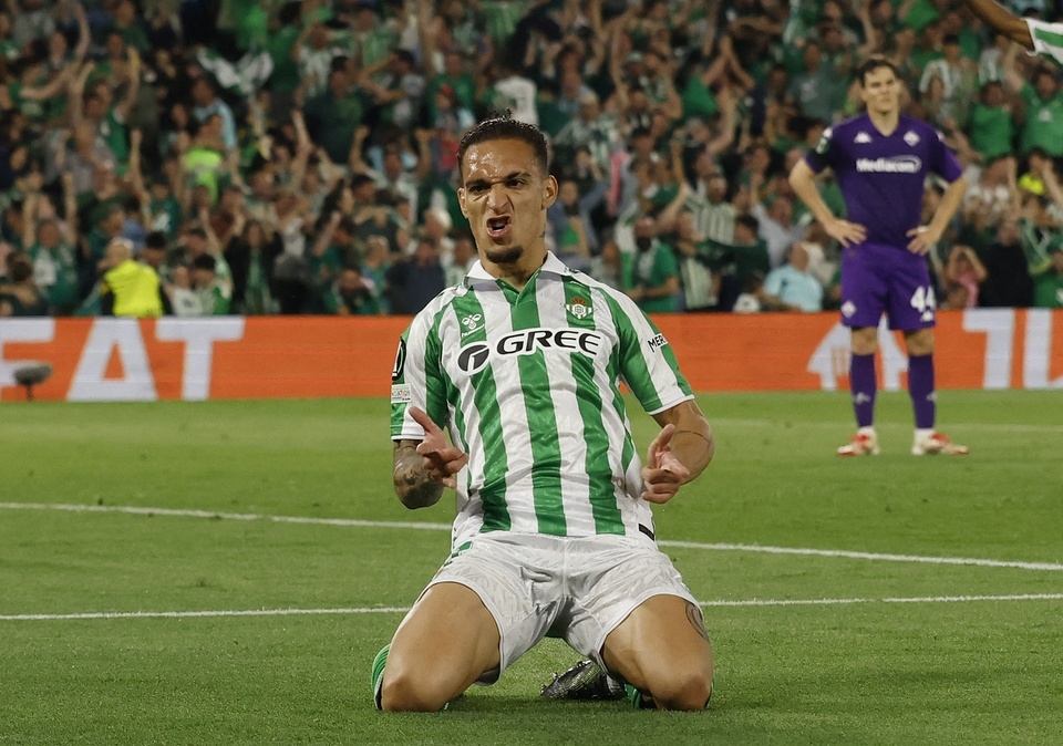 Antony, Juventus, Atletico Madrid, Betis, chuyển nhượng mùa hè, MU, Conference League