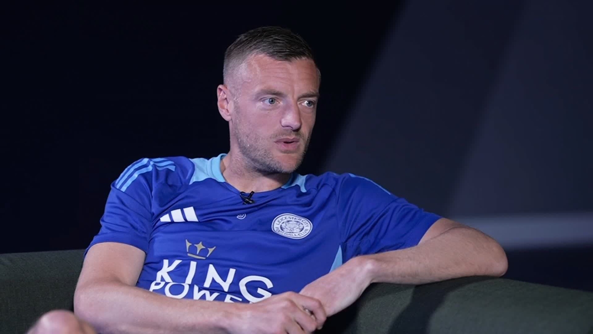 Jamie Vardy chưa nghĩ đến giải nghệ: ‘Tôi sẽ chơi cho đến khi đôi chân không cho phép’