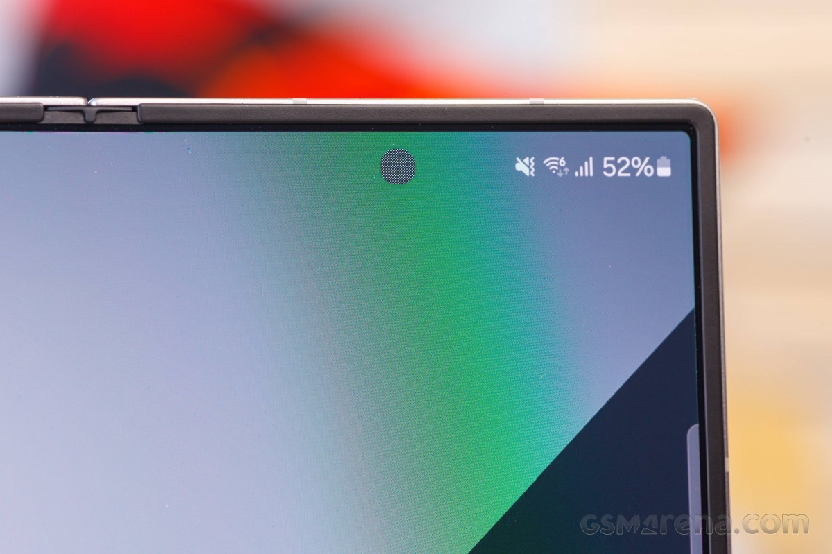 iPhone Fold, iPhone gập, Apple, camera ẩn dưới màn hình, Touch ID, Face ID, tin đồn Apple