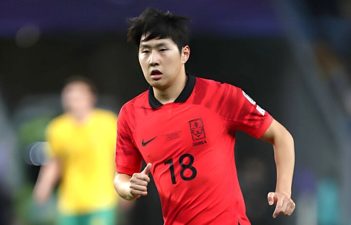 Lee Kang-in và cánh cửa khép lại tại PSG