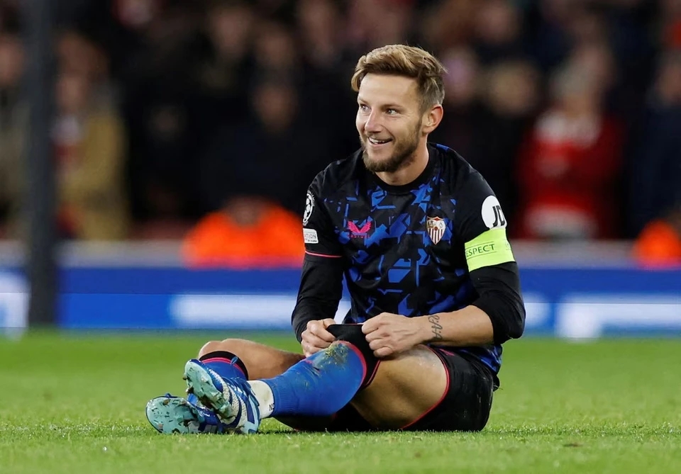 Ivan Rakitic giải nghệ, Rakitic Barcelona, Rakitic Croatia, Rakitic chia tay sự nghiệp, Rakitic Hajduk Split