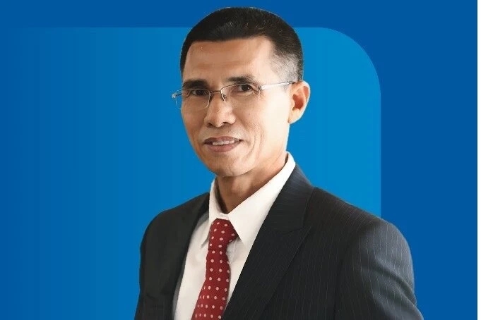 Nguyễn Thanh Nhung, Sacombank, Quyền tổng giám đốc Sacombank, Nguyễn Đức Thạch Diễm, ngân hàng