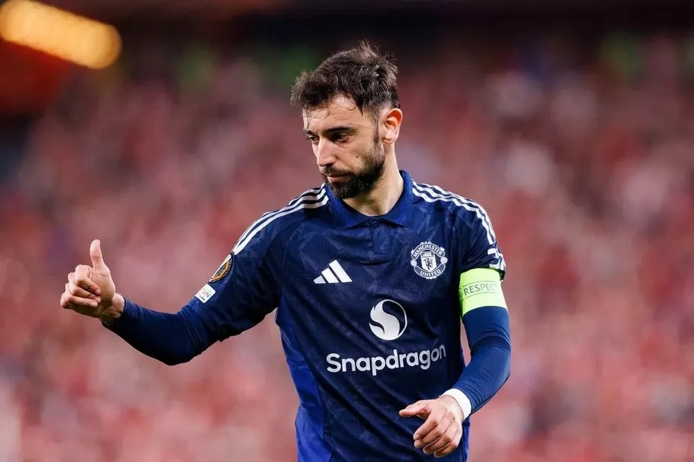 Bruno Fernandes, chuyển nhượng MU, Al Hilal, kỷ lục chuyển nhượng MU, Saudi Pro League