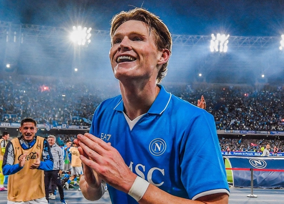 Scott McTominay, cầu thủ hay nhất Serie A, Napoli vô địch, McTominay Napoli, Serie A 2024-2025