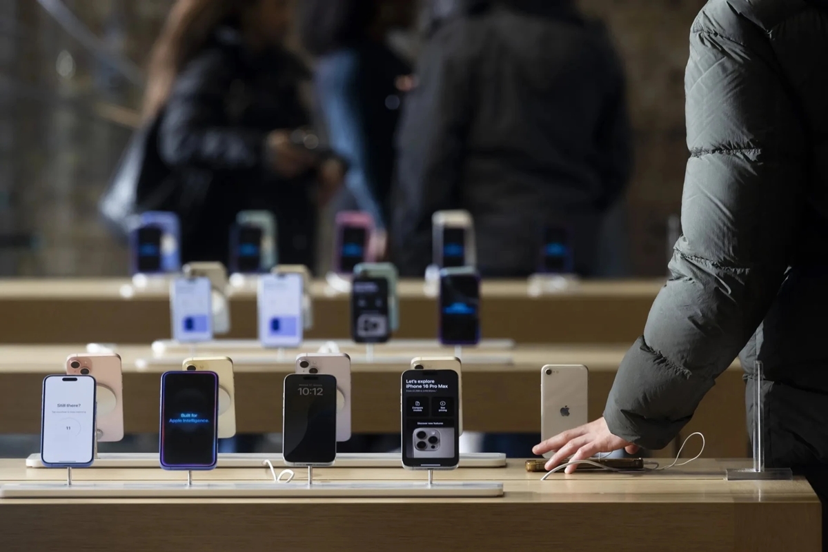 iPhone 17, giá iPhone 17, Apple tăng giá, thuế nhập khẩu iPhone, sản xuất iPhone tại Trung Quốc, iPhone 17 Air, giá iPhone cũ, iPhone 2025