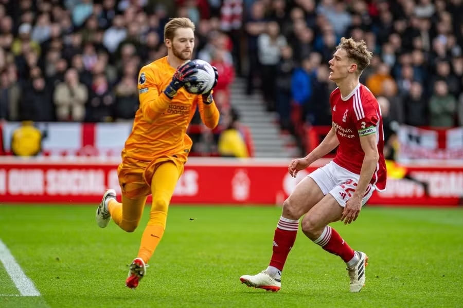 Kelleher, Liverpool, thủ môn, chuyển nhượng, bắt chính, Premier League