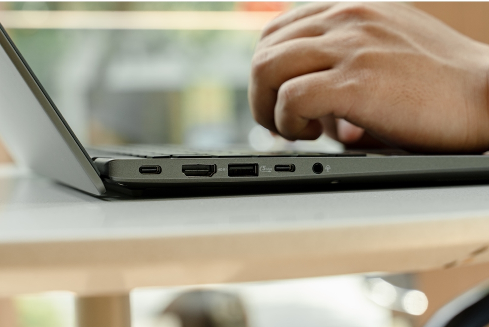 ASUS Vivobook S14, ASUS Vivobook S16, laptop mỏng nhẹ, chip Intel Core H-series