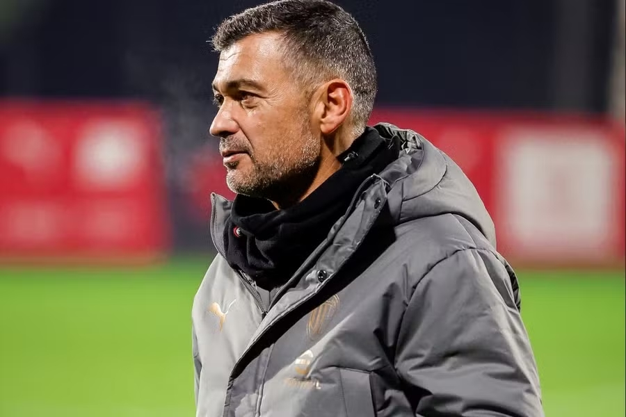AC Milan, Sergio Conceicao, Max Allegri, HLV Milan, Serie A, Supercoppa Italiana