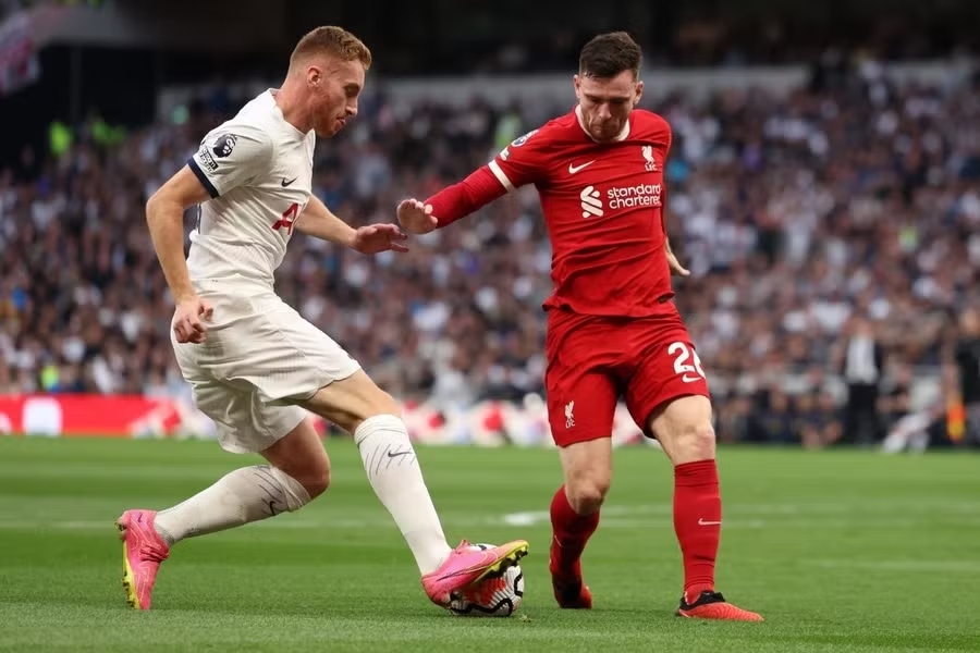 Robertson, Kerkez, Liverpool, chuyển nhượng, Arne Slot