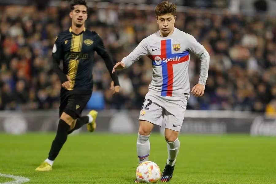 Pablo Torre, Hansi Flick, Barcelona, Euro U21, cầu thủ trẻ Barca