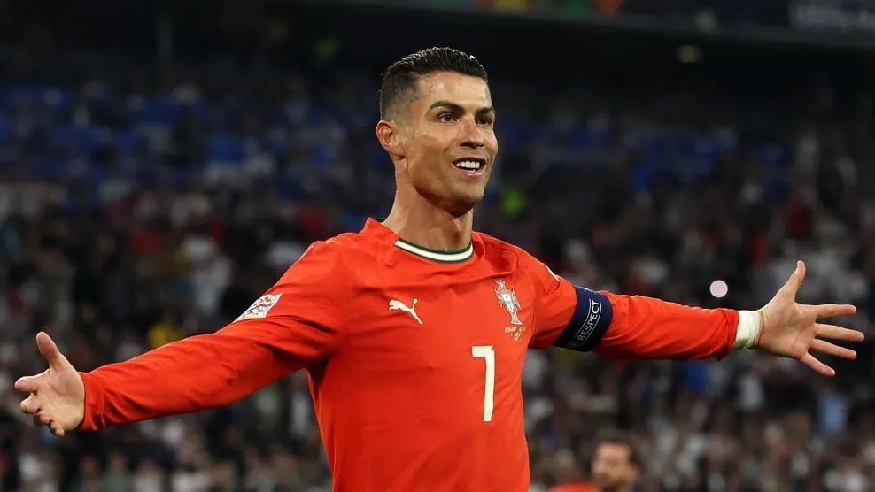 Ronaldo vs Yamal, chung kết Nations League 2025, Ronaldo 40 tuổi, Lamine Yamal 17 tuổi, trận đấu thế kỷ