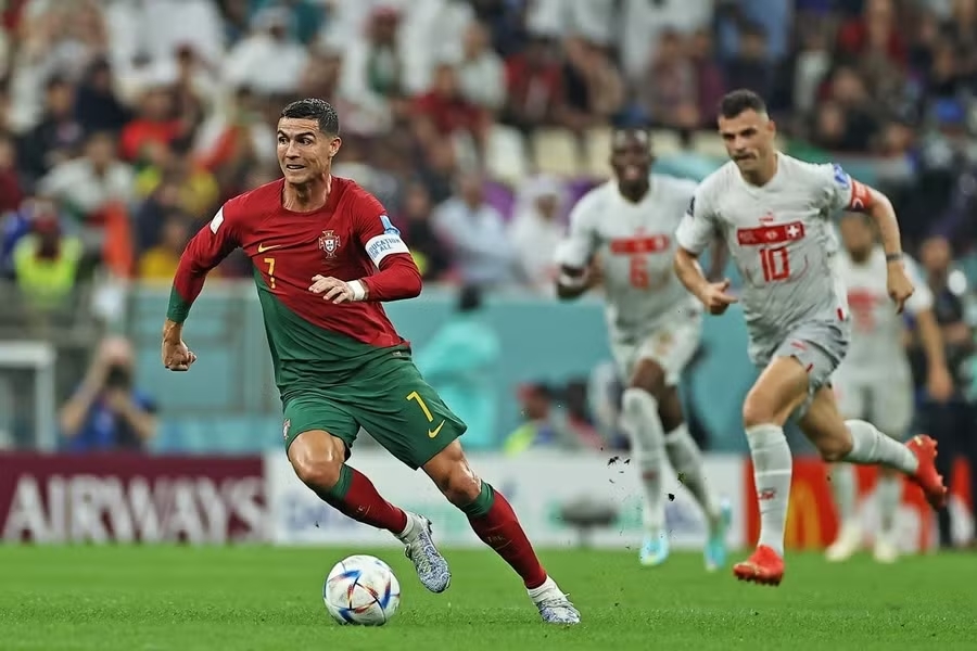 Ronaldo, HLV Martinez, đội tuyển Bồ Đào Nha, chỉ trích, Nations League