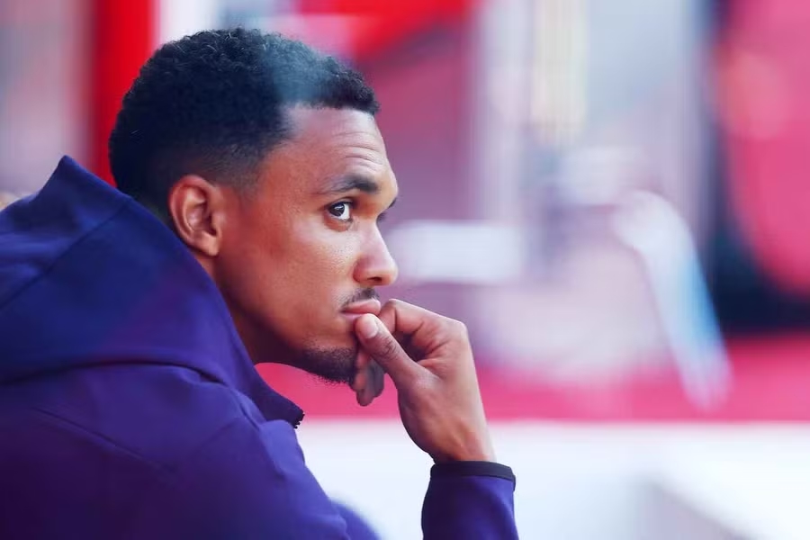 Alexander-Arnold, Real Madrid, áo số 12, FIFA Club World Cup, chuyển nhượng
