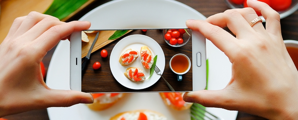 Video tôi ăn gì trong một ngày, rối loạn ăn uống, hình thể lý tưởng, sức khỏe tinh thần, mạng xã hội và sức khỏe