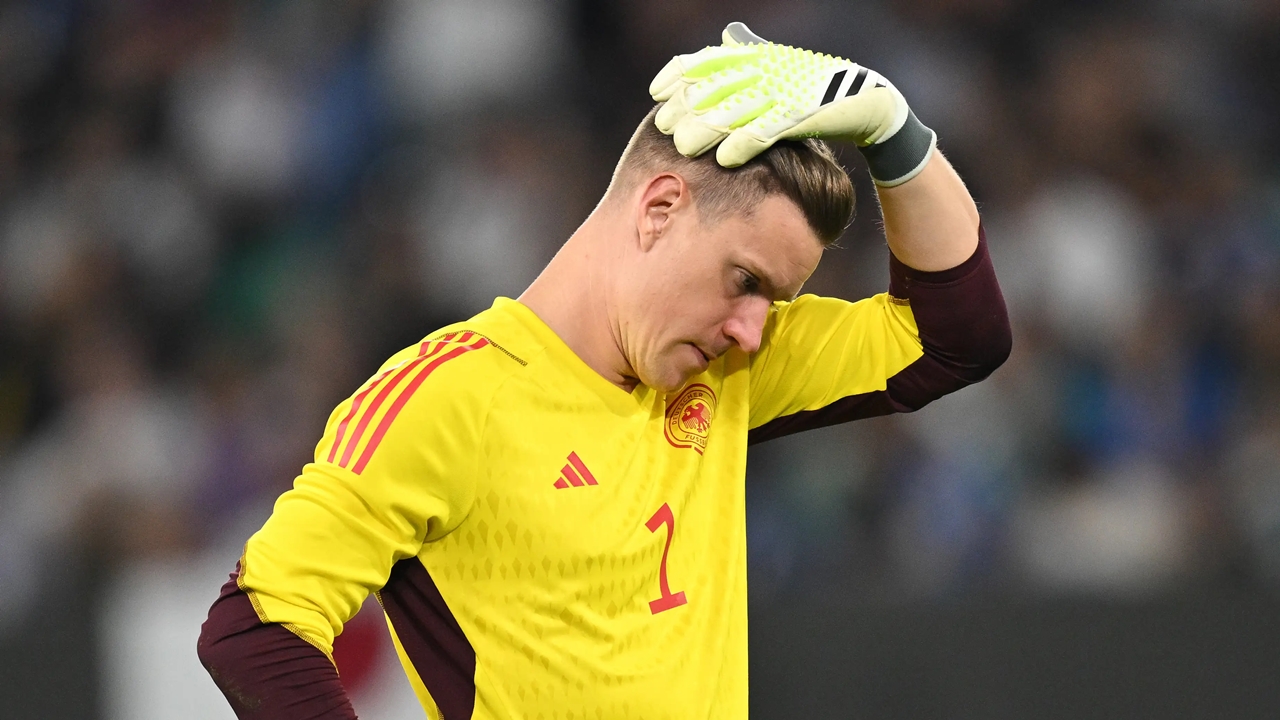 Ter Stegen, Barcelona, Joan Garcia, Hansi Flick, chuyển nhượng Barcelona, thủ môn số một, Espanyol