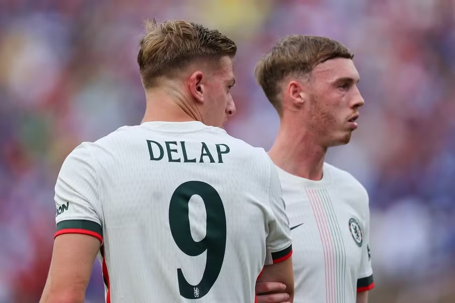 Liam Delap, Chelsea, Manchester United, chuyển nhượng hè 2025