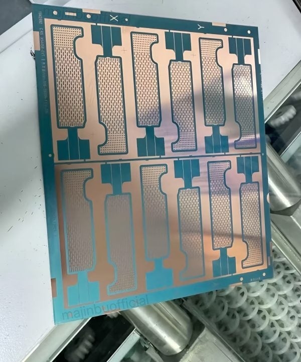iPhone 17 Pro, buồng hơi, tản nhiệt, Apple, A19 Pro, iPhone 17 Pro Max, quá nhiệt