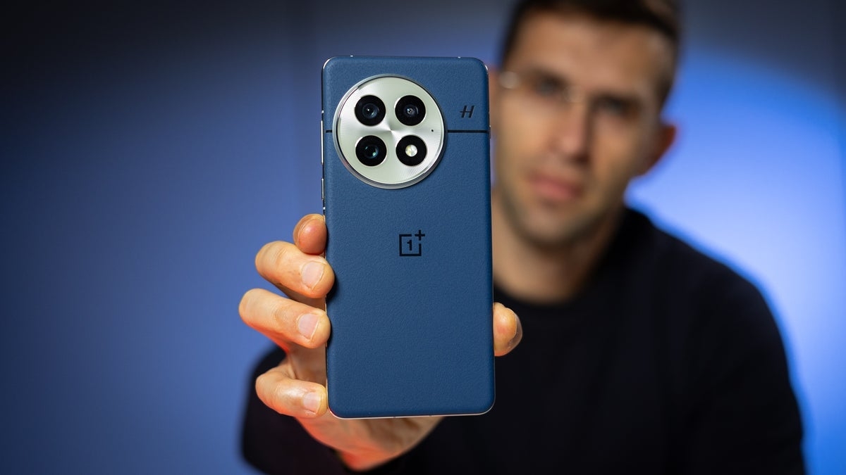 OnePlus flagship 2025, OnePlus 14, OnePlus 15, pin 7000mAh, SuperBlack