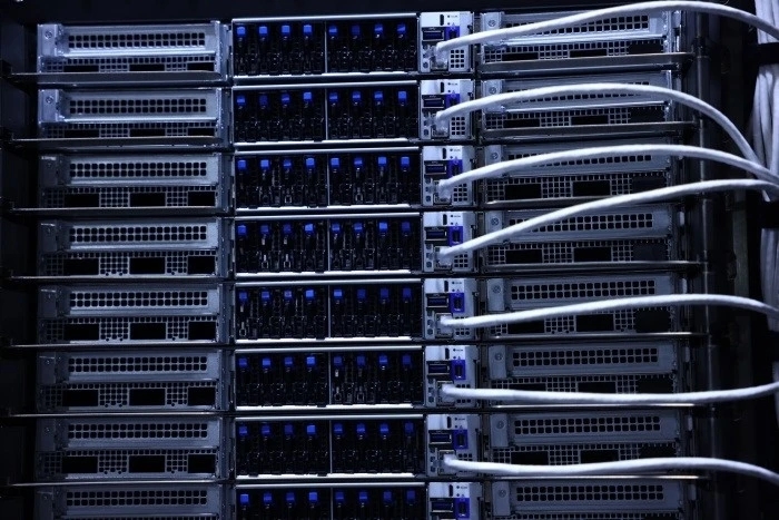 Nvidia DGX Cloud, dịch vụ đám mây Nvidia, Nvidia cạnh tranh Amazon, Nvidia AI