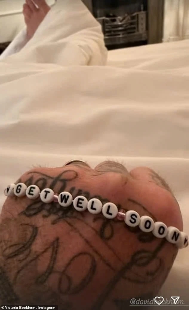 David Beckham, Beckham nhập viện, Beckham phẫu thuật cổ tay, Victoria Beckham, Sir David Beckham, Beckham chấn thương, gia đình Beckham, Brooklyn Beckham
