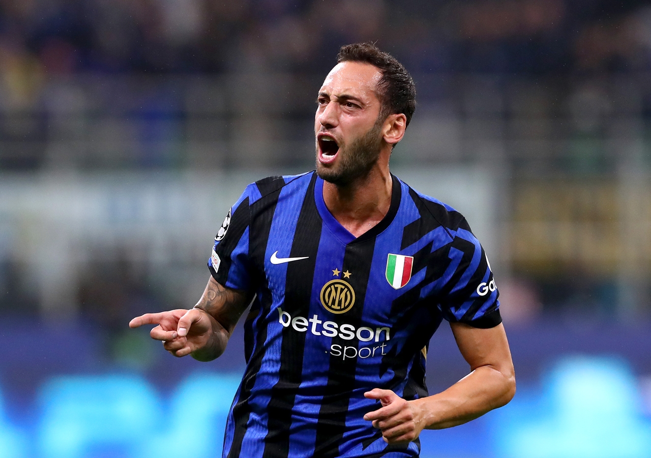 Calhanoglu lên tiếng sau khi bị Lautaro chỉ trích