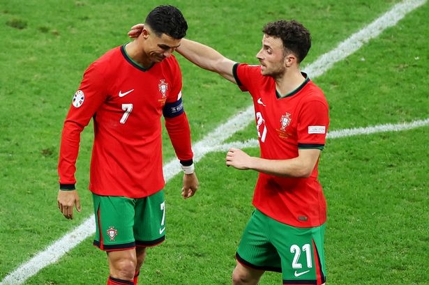 Cristiano Ronaldo, Diogo Jota, Andre Silva, tai nạn xe, đội tuyển Bồ Đào Nha, Liverpool