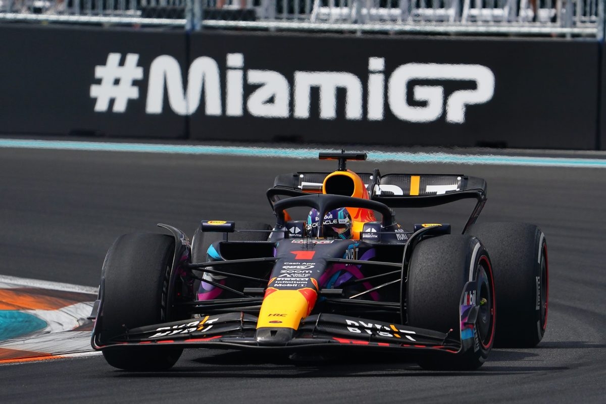 Apple, ESPN, Formula 1, bản quyền truyền hình F1, phát sóng thể thao, Apple TV+
