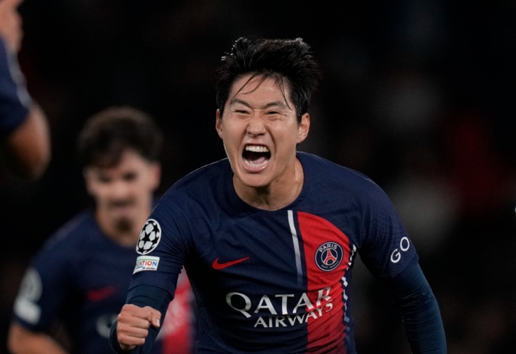 Lee Kang-in lại sắp ‘lụm’ cúp cùng PSG