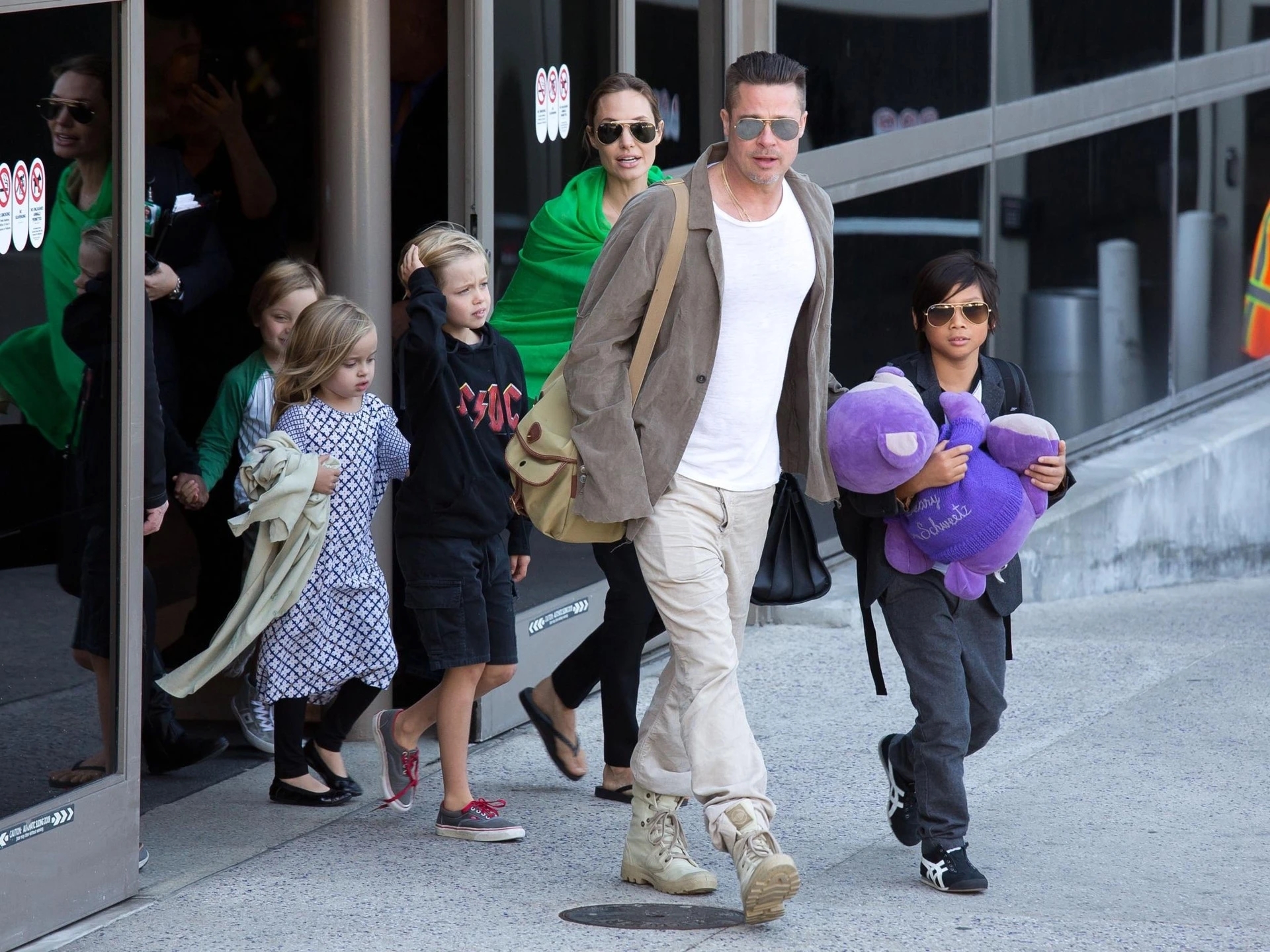Brad Pitt, Angelina Jolie, Knox, Vivienne, F1, con cái, Hollywood
