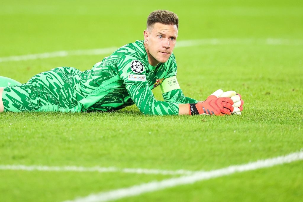 Hansi Flick ra quyết định tàn nhẫn với công thần Barca 2 Barca dứt tình Ter Stegen