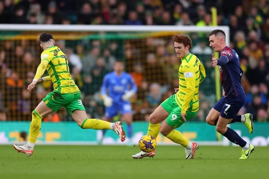 Norwich City, Josh Sargent, Burnley, chuyển nhượng, Premier League