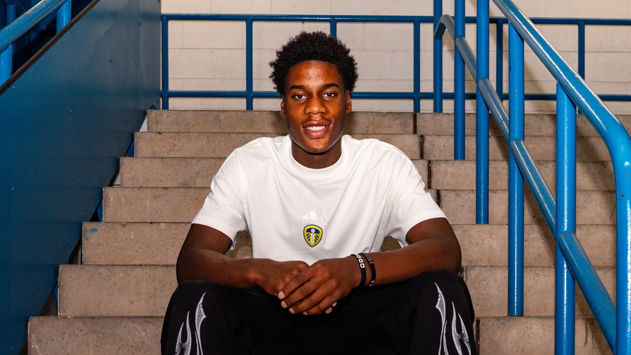 Leeds United, Louis Enahoro-Marcus, Jayden Lienou, Liverpool, Manchester City, chuyển nhượng cầu thủ trẻ