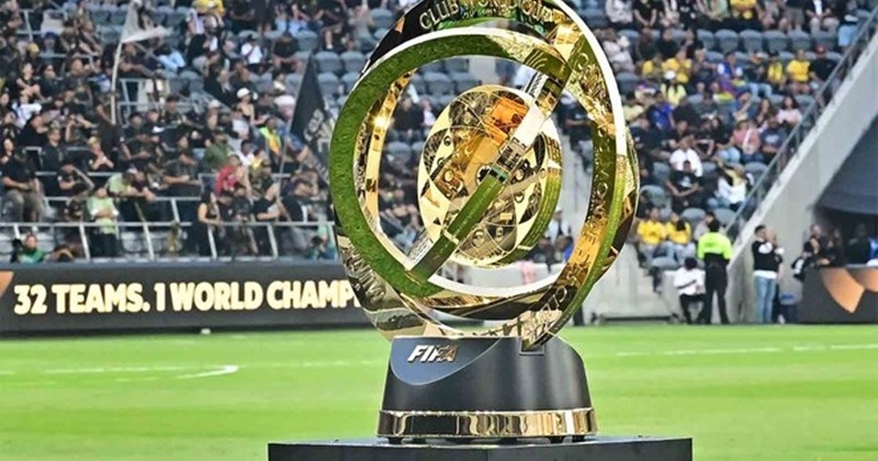 FIFA bị chỉ trích vì phá luật ở chung kết Club World Cup