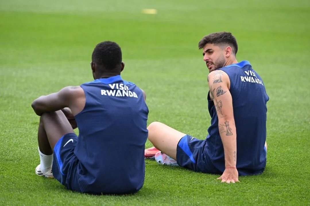 Lucas Beraldo, PSG, Chelsea, Club World Cup, chuyển nhượng