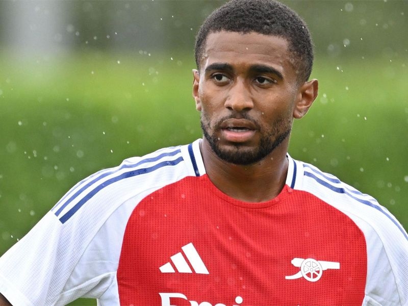 Fulham, Reiss Nelson, Arsenal, chuyển nhượng, Ngoại hạng Anh