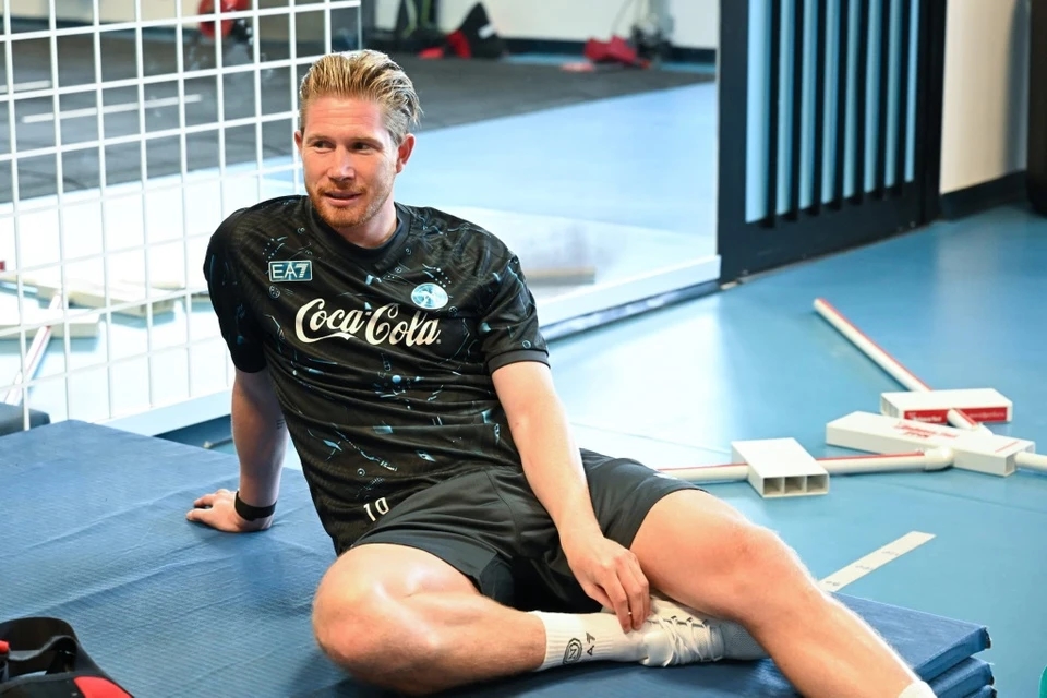 Napoli, Antonio Conte, Kevin De Bruyne, Noa Lang, chuyển nhượng Napoli, siêu đội hình Serie A