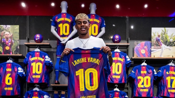 Lamine Yamal, áo số 10 Barcelona, Yamal sinh nhật 18 tuổi, Yamal phân biệt phụ nữ, Yamal 2025