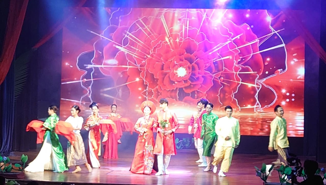 “Tang Tình Tang Tính Tình Tang: với chủ đề: Nồng Nàn Hương Sắc Phương Nam