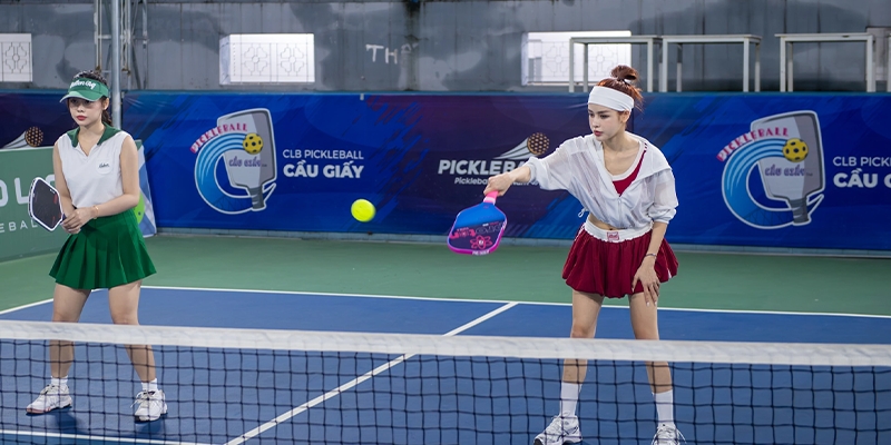 Pickleball trong nhà: Tránh giông lốc, cần đề phòng chấn thương