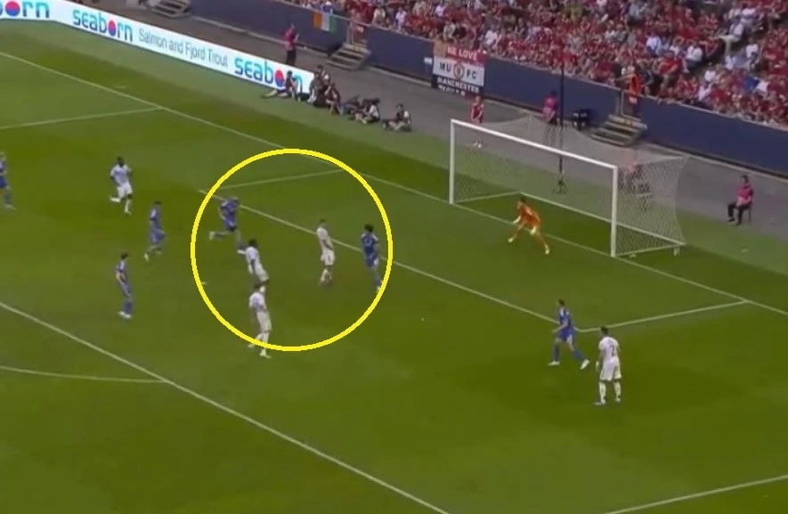 Hojlund, MU vs Leeds, Rasmus Hojlund, Manchester United, tiền đạo MU