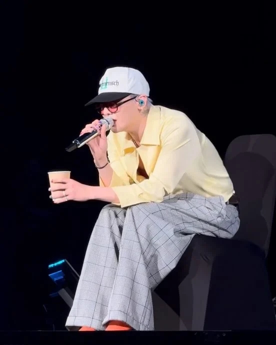 G-Dragon, concert Übermensch, G-Dragon kiệt sức, G-Dragon Malaysia, tour diễn G-Dragon 2025