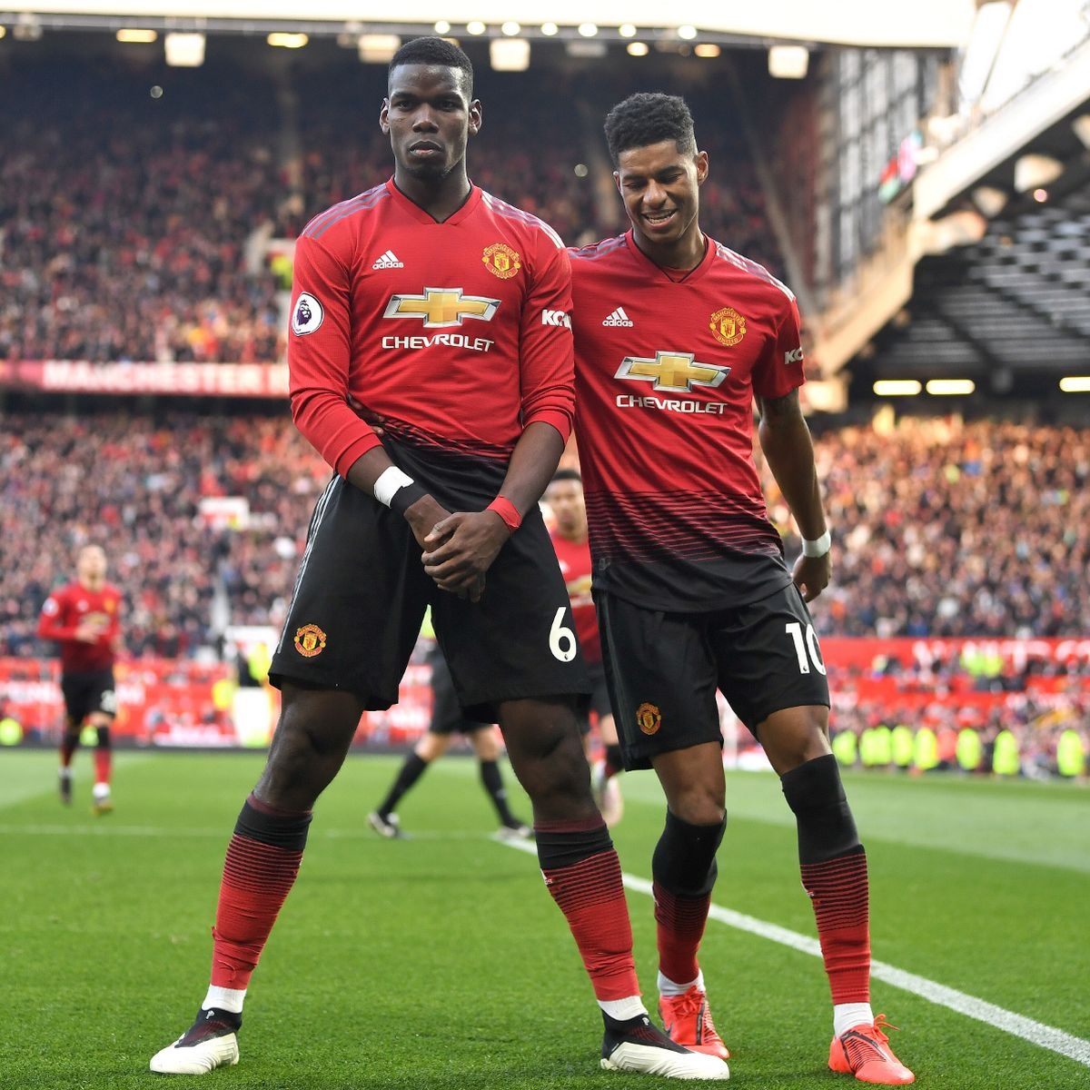 Pogba phản ứng Rashford, Rashford đến Barcelona, Rashford rời MU