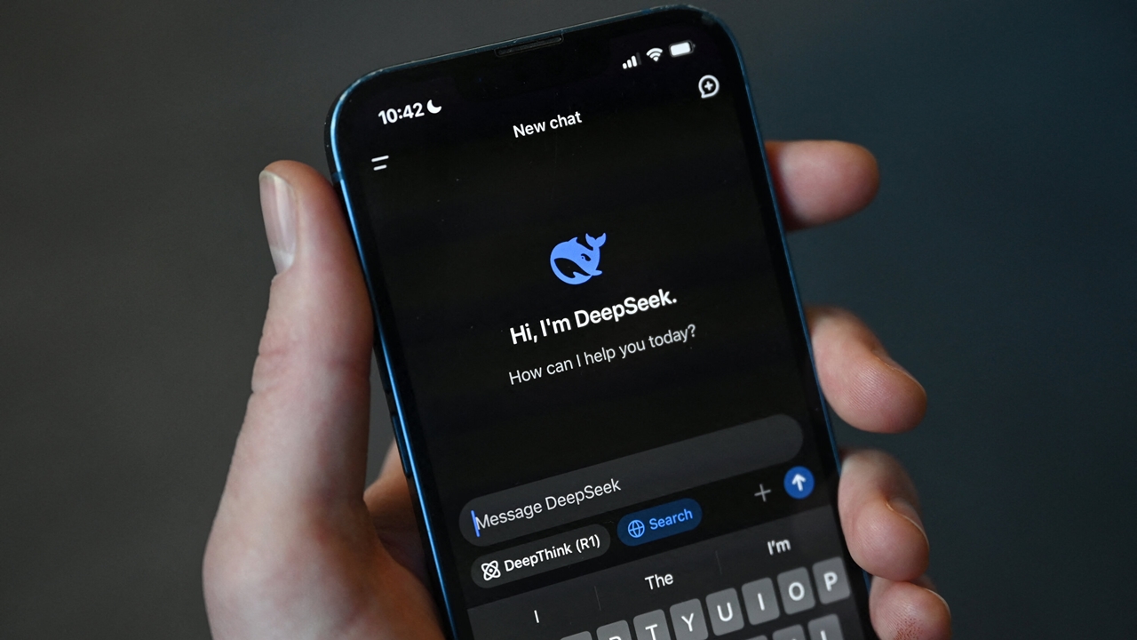 DeepSeek, chatbot Trung Quốc, AI chuyên biệt, Doubao, Yuanbao, Kimi, thị trường AI Trung Quốc