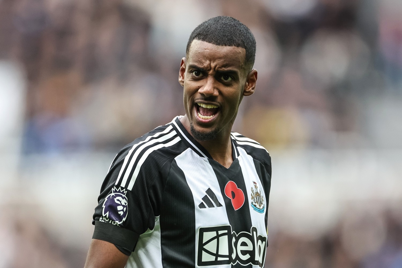 Alexander Isak, lương Isak, Newcastle, chuyển nhượng Liverpool, tin chuyển nhượng Ngoại hạng Anh