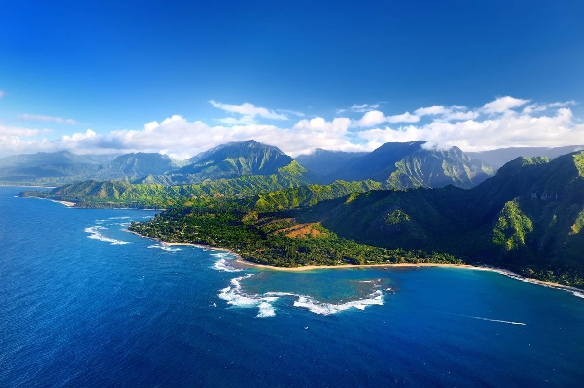 Mark Zuckerberg, hầm trú ẩn Hawaii, bất động sản Zuckerberg, tranh cãi đất Hawaii, người bản địa Hawaii