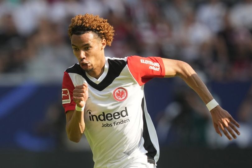 Liverpool chiêu mộ Ekitike, Hugo Ekitike Liverpool, Arne Slot Liverpool