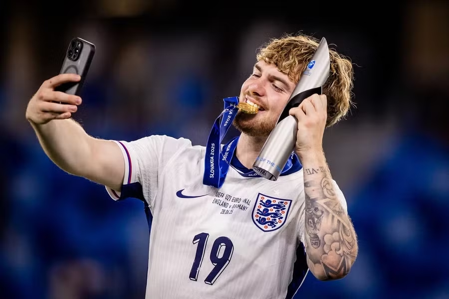 Harvey Elliott, Liverpool, tương lai Harvey Elliott, chuyển nhượng Liverpool, sao trẻ Liverpool