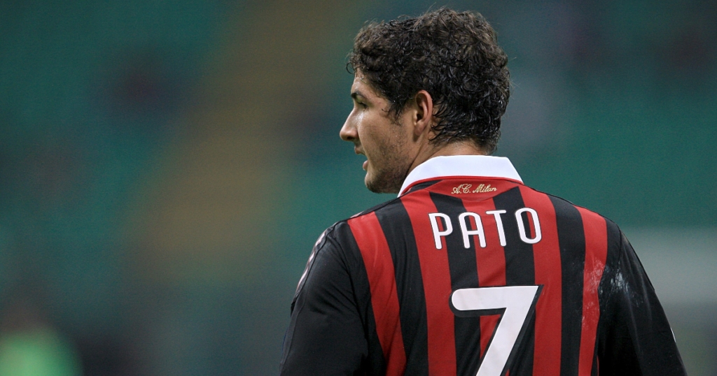 Pato giải nghệ, Alexandre Pato, AC Milan, sở hữu CLB